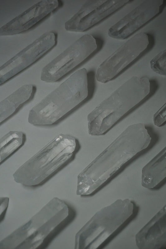 cristal de quartz clair brut de semence