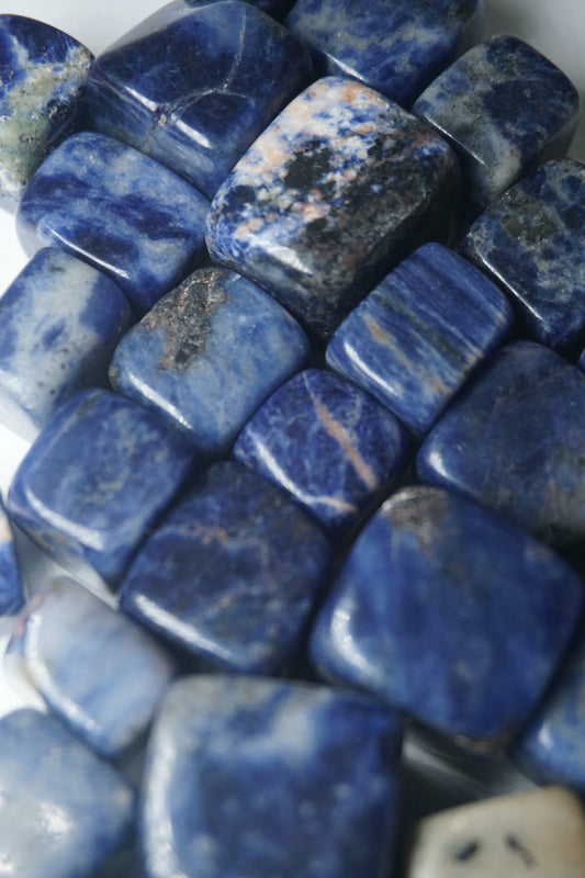 sodalite crystal cube