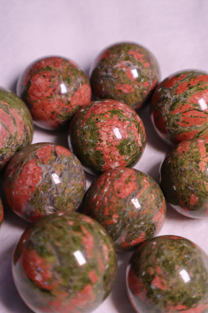 Sphère de cristal unakite