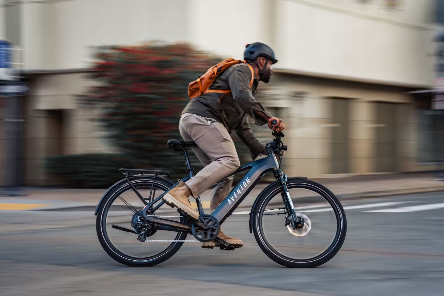 Vélo électrique de banlieue à cadre bas Aventon Level.3